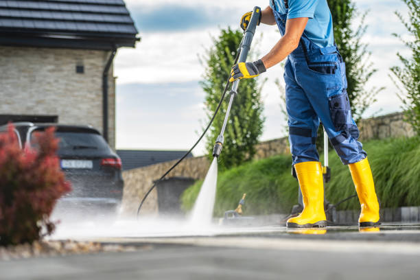 Best Gas Station Cleaning  in Central Falls, RI